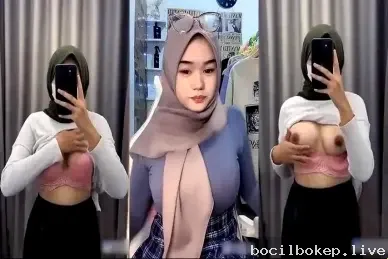 Cewek tiktoker cantik pamer body super nakal